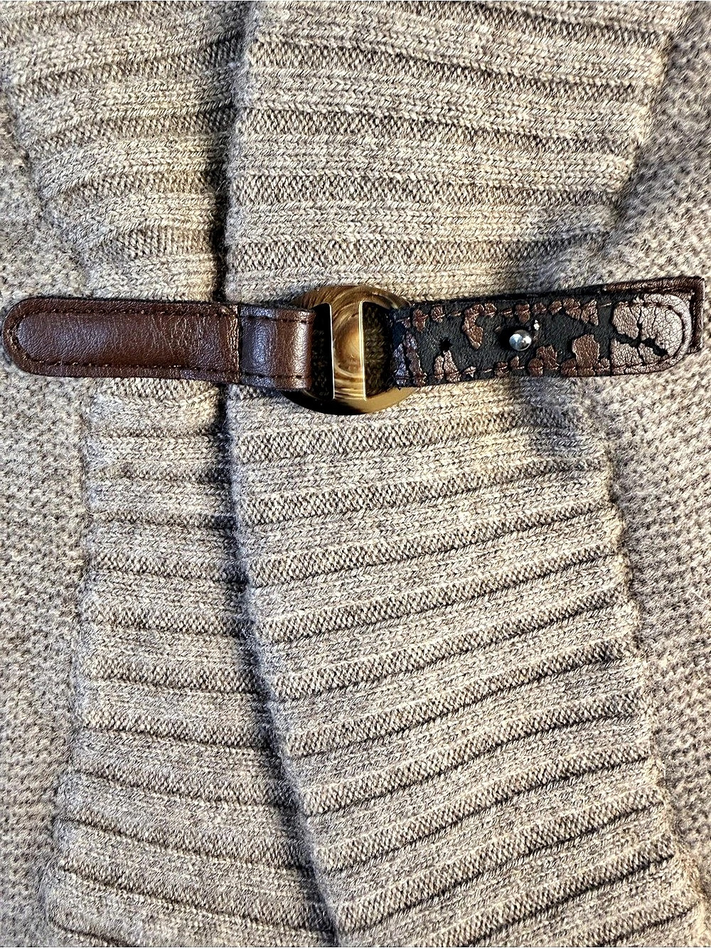 Rani Arabella Cashmere Cardigan in Brown Size Large With Leather Bit Closure - Picture 6 of 11